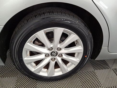 Certified 2018 Toyota Camry LE FWD image 18