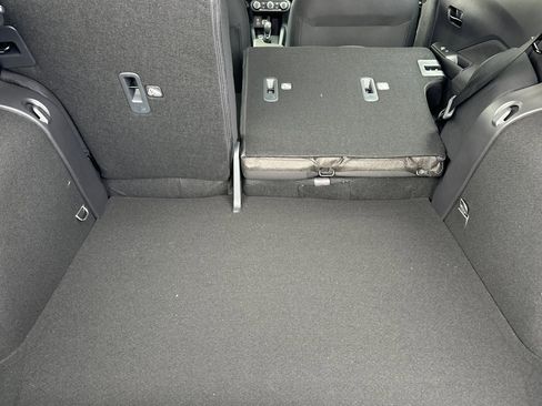 New 2025 Nissan Kicks S image 15