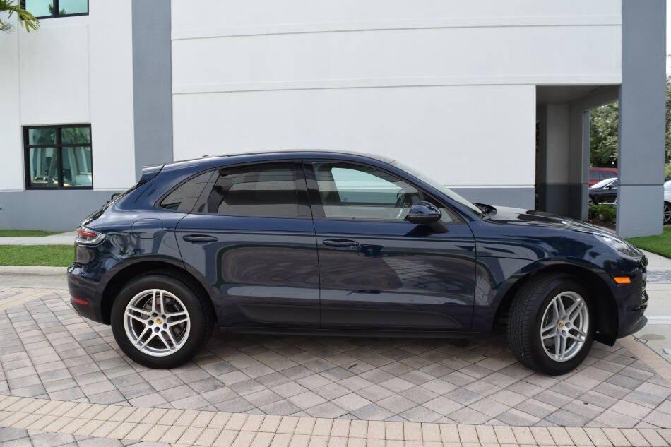 Used 2019 Porsche Macan AWD/4WD image 7