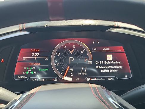 Used 2024 Chevrolet Corvette Stingray Premium Conv w/ Z51 Performance Package RWD image 20