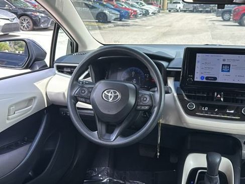 Used 2026 Toyota Corolla LE FWD image 14