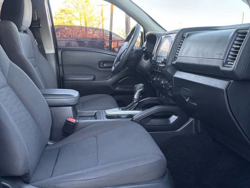 Used 2022 Nissan Frontier S w/ Technology Package image 17