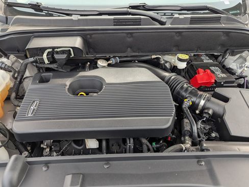 Used 2021 Lincoln Nautilus Reserve image 32