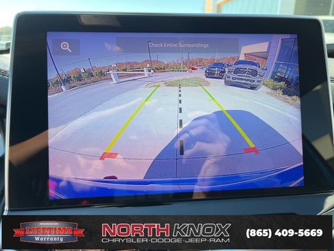 Used 2024 Jeep Compass Trailhawk image 10