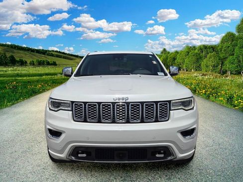 Used 2021 Jeep Grand Cherokee Overland RWD image 8