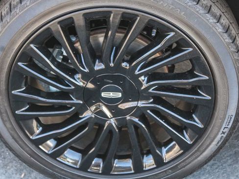 Used 2022 Lincoln Corsair Reserve w/ Luxury Package AWD/4WD image 10