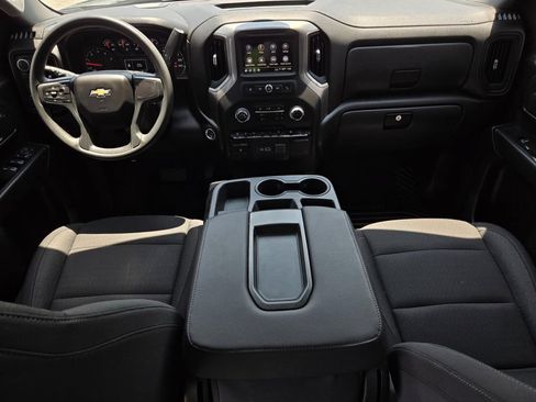 Used 2025 Chevrolet Silverado 2500 Custom w/ Custom Value Package AWD/4WD image 14