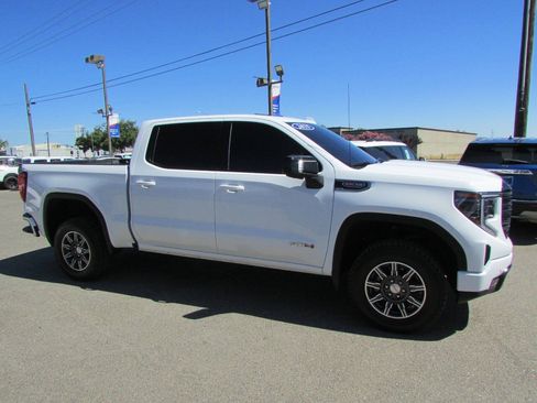 Used 2025 GMC Sierra 1500 AT4 AWD/4WD image 5