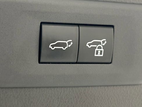 Used 2025 Lexus NX 250 FWD w/ Premium Package image 21