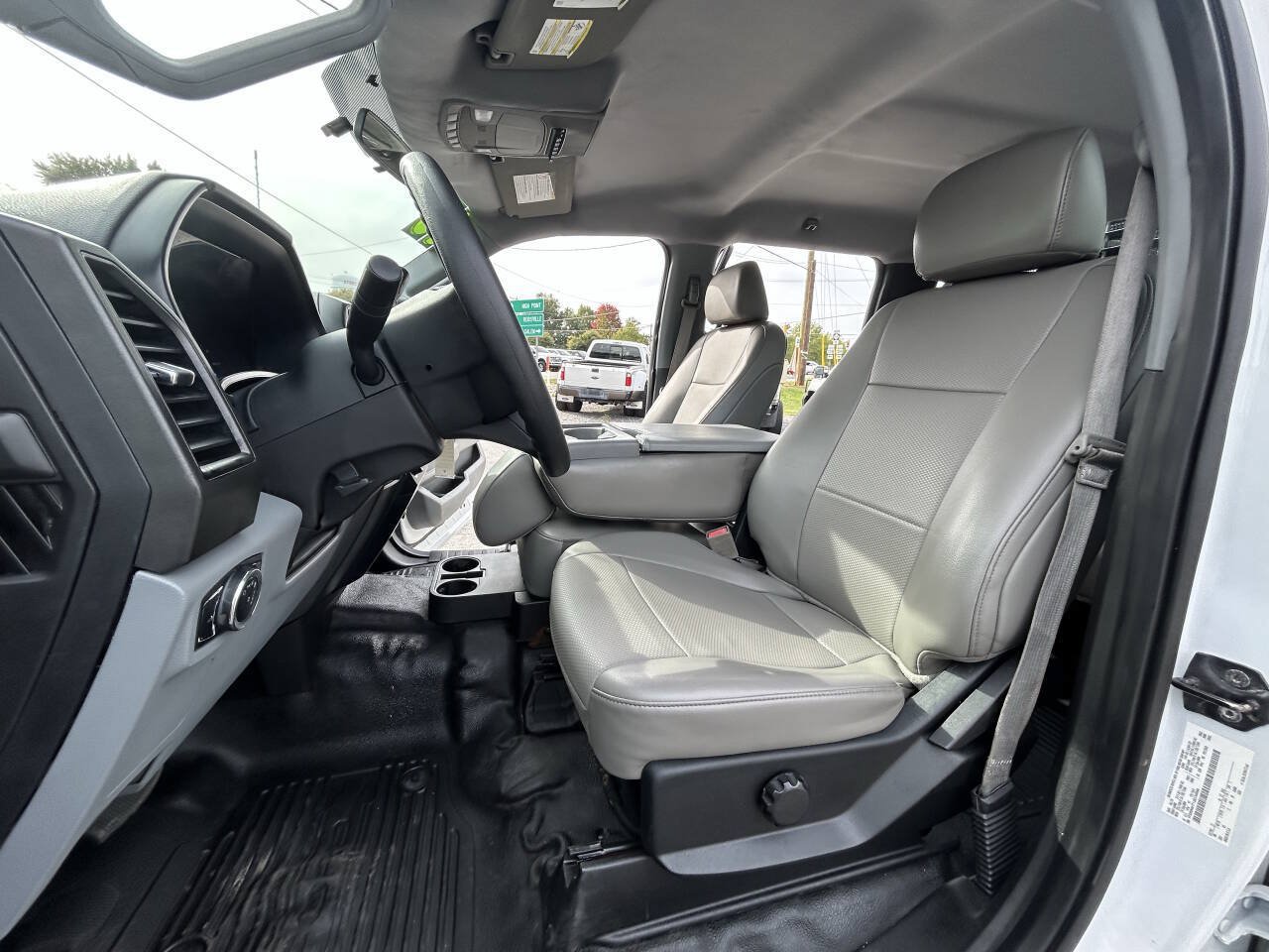 Used 2018 Ford F450 XL w/ Power Equipment Group AWD/4WD image 18