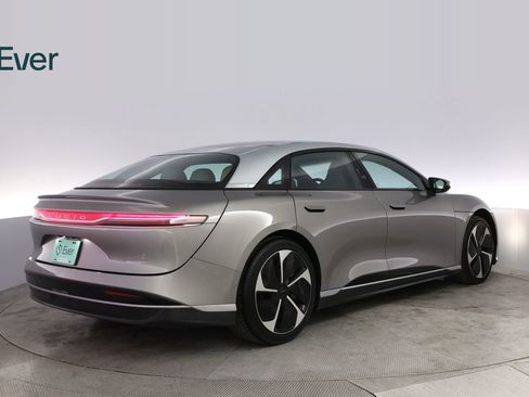 Used 2023 Lucid Air Touring image 3