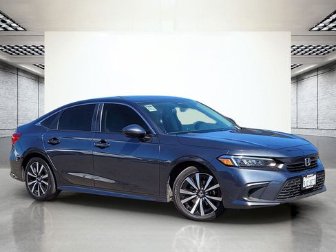 Used 2024 Honda Civic EX image 2