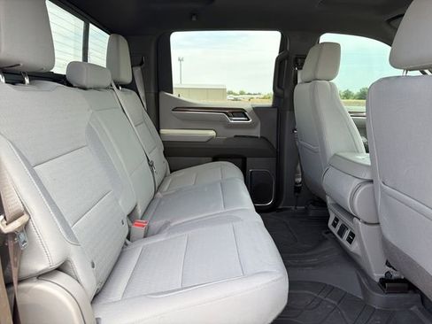 Used 2023 Chevrolet Silverado 1500 LT w/ Convenience Package II image 16