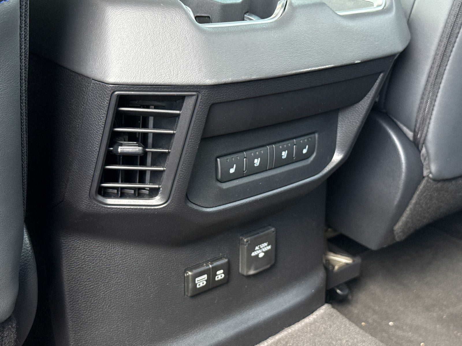 New 2025 Toyota Tundra Platinum AWD/4WD image 15