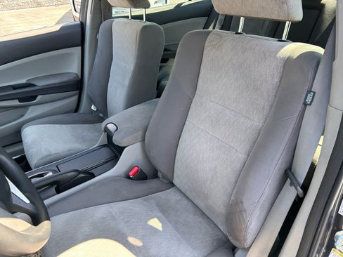 Used 2010 Honda Accord LX image 12