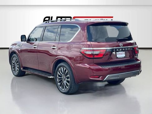 Used 2021 Nissan Armada Platinum w/ Captain's Chairs Package RWD image 5