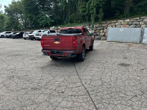 Used 2016 Chevrolet Colorado Z71 AWD/4WD image 6