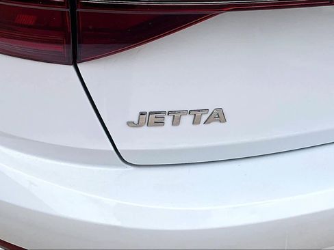 Used 2021 Volkswagen Jetta R-Line FWD image 30