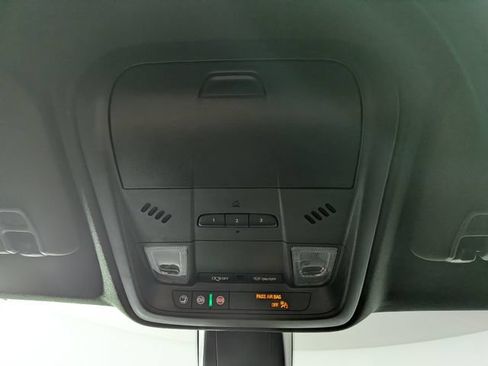 Used 2020 Cadillac XT5 Luxury w/ LPO, Floor Liner Package FWD image 22