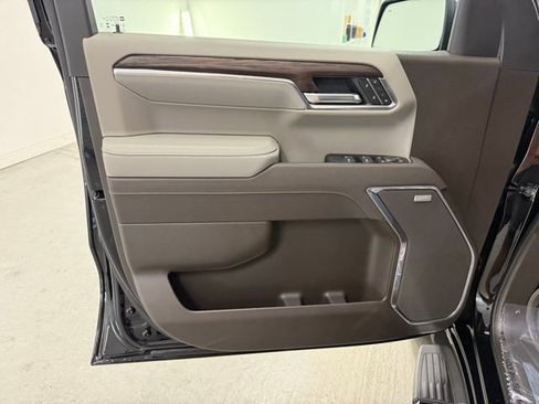 New 2026 GMC Sierra 1500 SLT w/ SLT Premium Plus Package AWD/4WD image 14