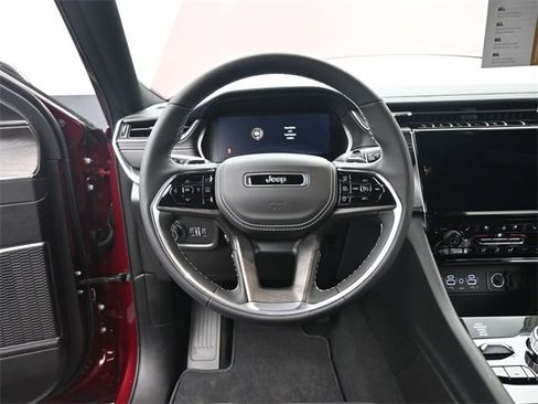 New 2025 Jeep Grand Cherokee L Overland w/ Trailer Tow Package image 29