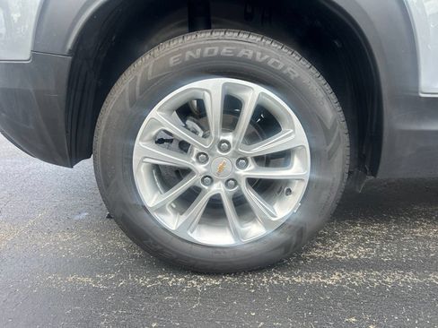 Certified 2024 Chevrolet TrailBlazer LS w/ LS Convenience Package FWD image 30