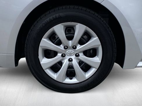 Certified 2026 Toyota Corolla LE FWD image 15
