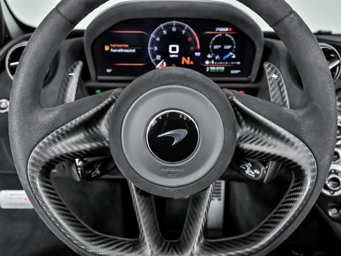 Used 2019 McLaren 720S Performance image 30