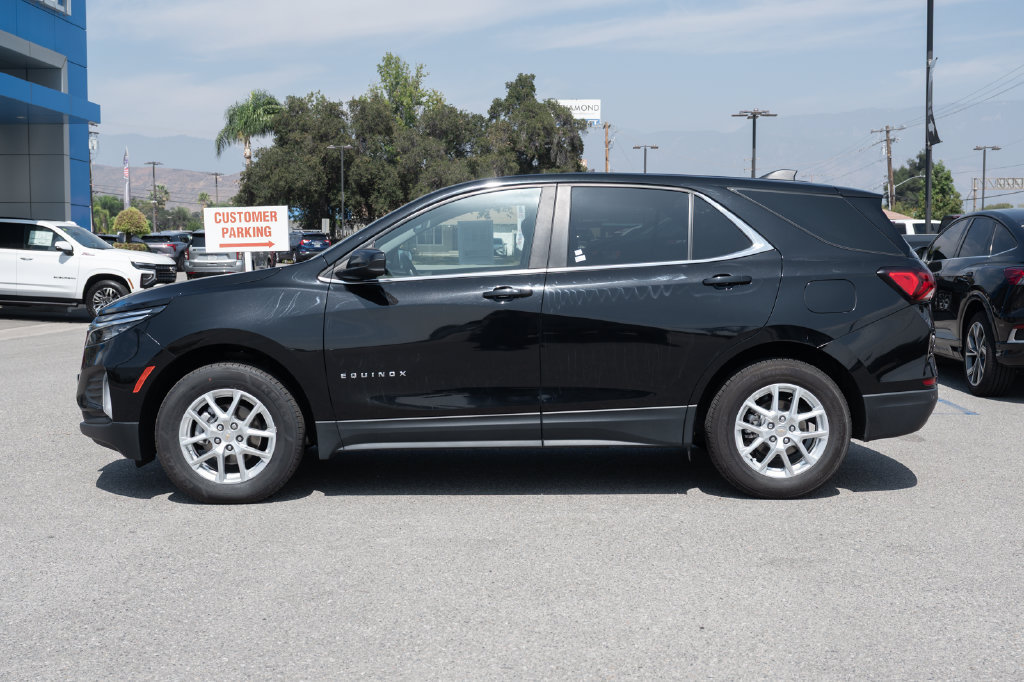 Used 2024 Chevrolet Equinox LT AWD/4WD image 7