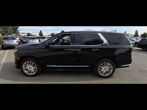 Used 2022 Cadillac Escalade Premium Luxury image 6