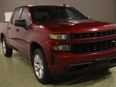 Used 2020 Chevrolet Silverado 1500 Custom w/ Custom Value Package image 1