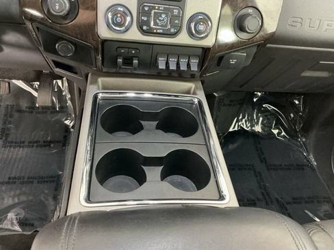 Used 2014 Ford F250 Platinum AWD/4WD image 19