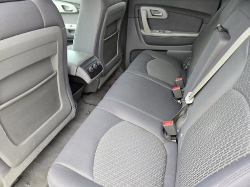 Used 2012 Chevrolet Traverse LS FWD image 25