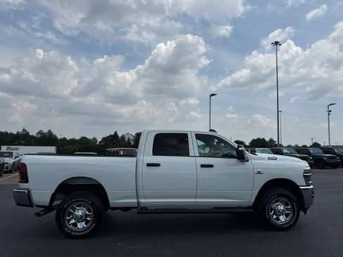 Certified 2025 RAM 2500 Tradesman AWD/4WD image 3