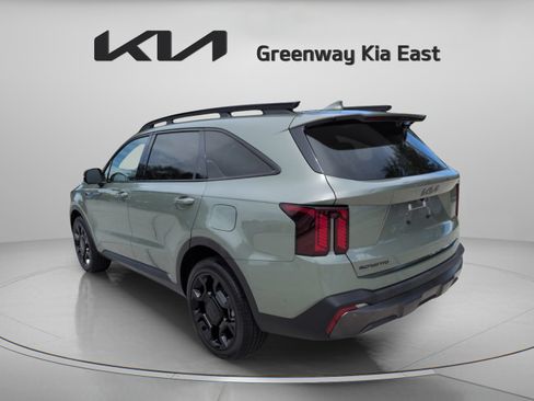 Certified 2025 Kia Sorento SX Prestige w/ Olive Brown Leather Package AWD/4WD image 8