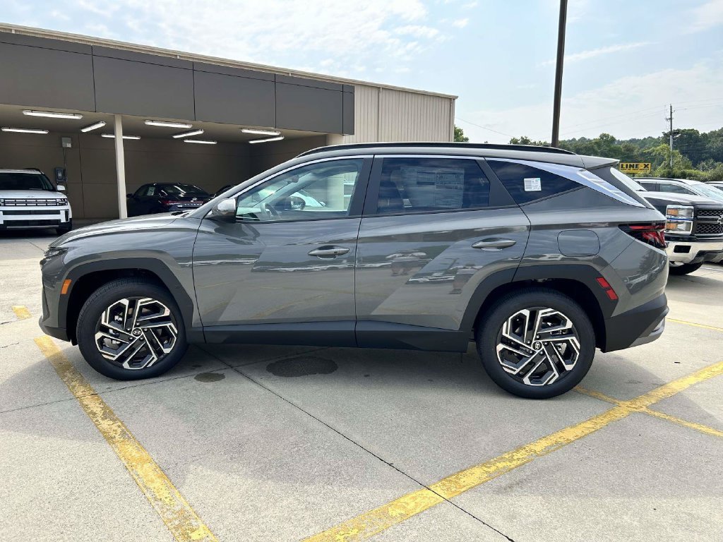 New 2026 Hyundai Tucson Limited FWD image 8
