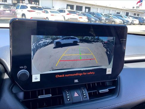 Used 2023 Toyota RAV4 XLE Premium image 27