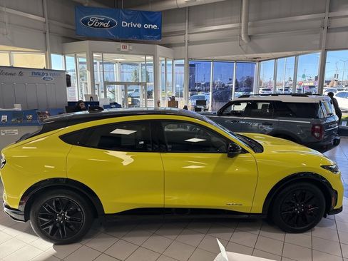 New 2025 Ford Mustang Mach-E Premium w/ Sport Appearance Package image 24