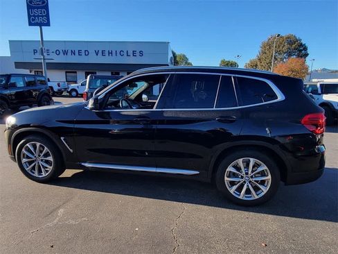 Used 2018 BMW X3 xDrive30i image 2