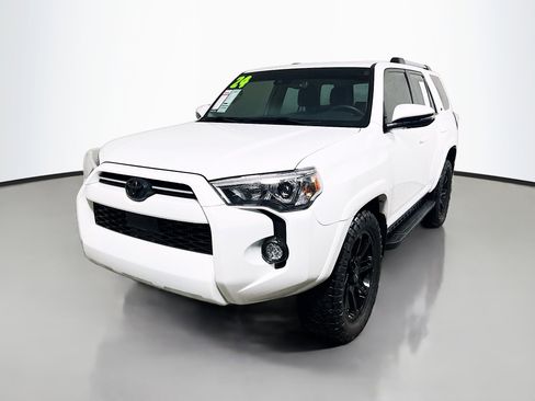Used 2024 Toyota 4Runner SR5 Premium RWD image 10