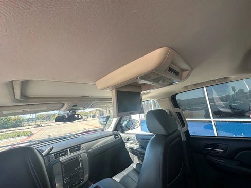 Used 2008 Chevrolet Avalanche LT image 15