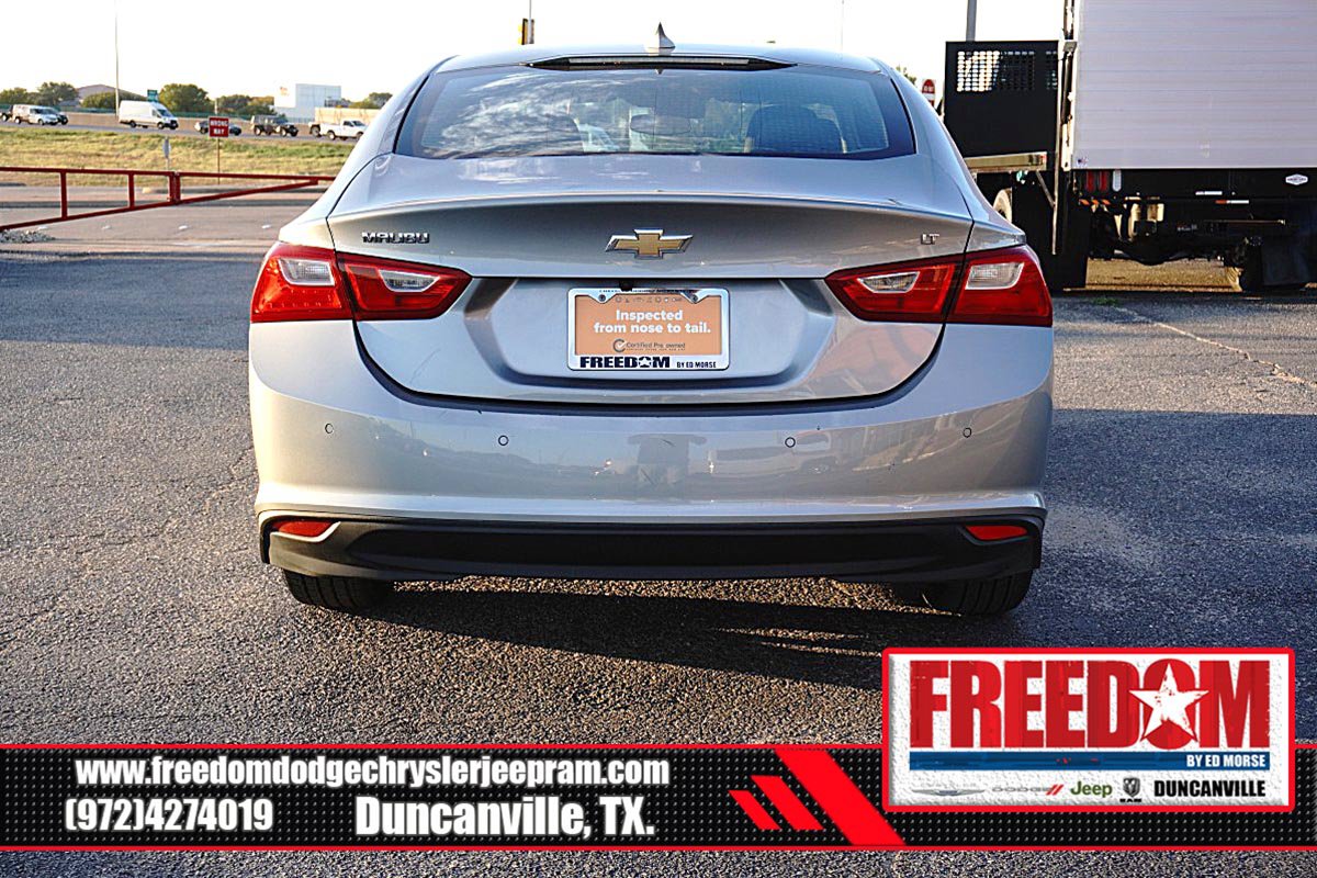 Used 2025 Chevrolet Malibu LT FWD image 4