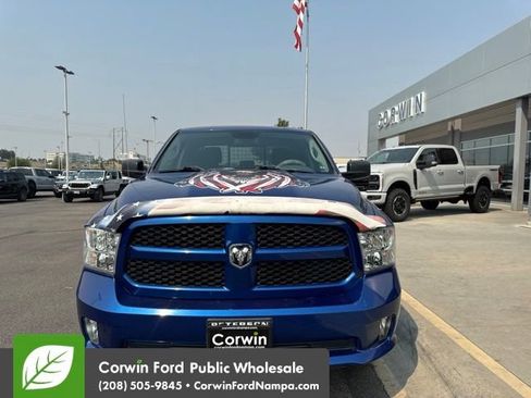 Used 2016 RAM 1500 Express AWD/4WD image 2