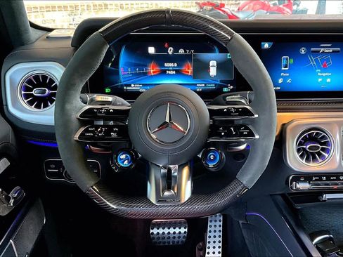 Used 2025 Mercedes-Benz G 63 AMG 4MATIC image 6