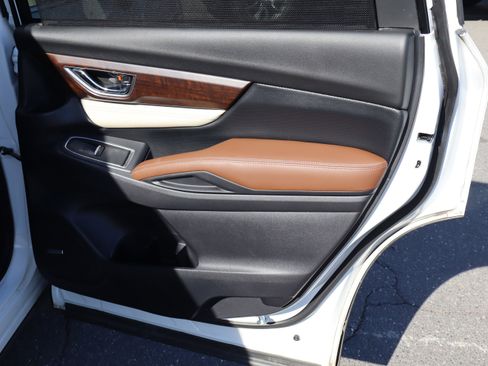 Used 2019 Subaru Ascent Touring w/ Popular Package #2A image 38