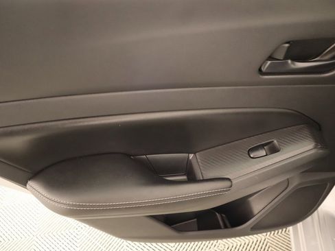 Used 2024 Nissan Altima 2.5 SV image 15