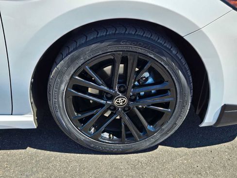 Certified 2025 Toyota Camry SE FWD image 11
