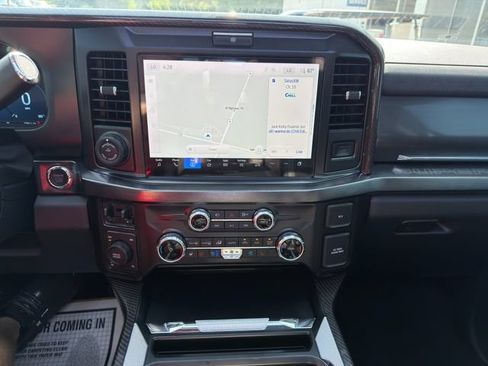 Used 2025 Ford F250 Lariat w/ Lariat Ultimate Package AWD/4WD image 33