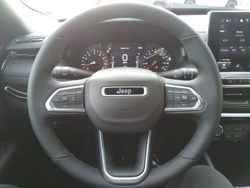 New 2026 Jeep Compass Latitude AWD/4WD image 14