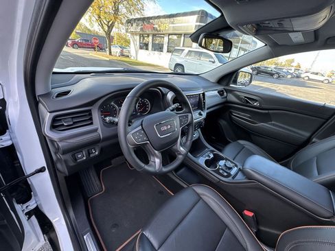 Certified 2023 GMC Acadia AT4 w/ Preferred Package image 10